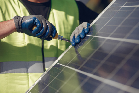 Agrivoltaico in Campania: linee guida tecniche per coordinare colture e impianti Fer