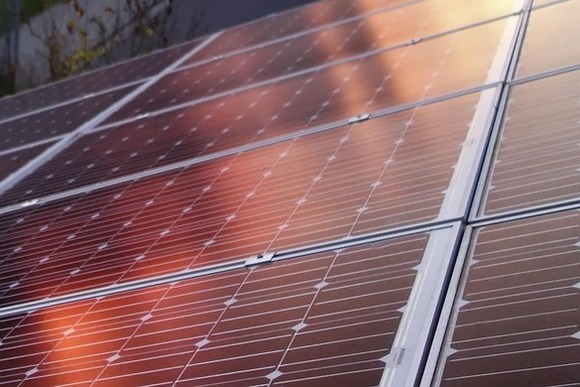Terna: il caldo fa salire i consumi elettrici dell'8,3%